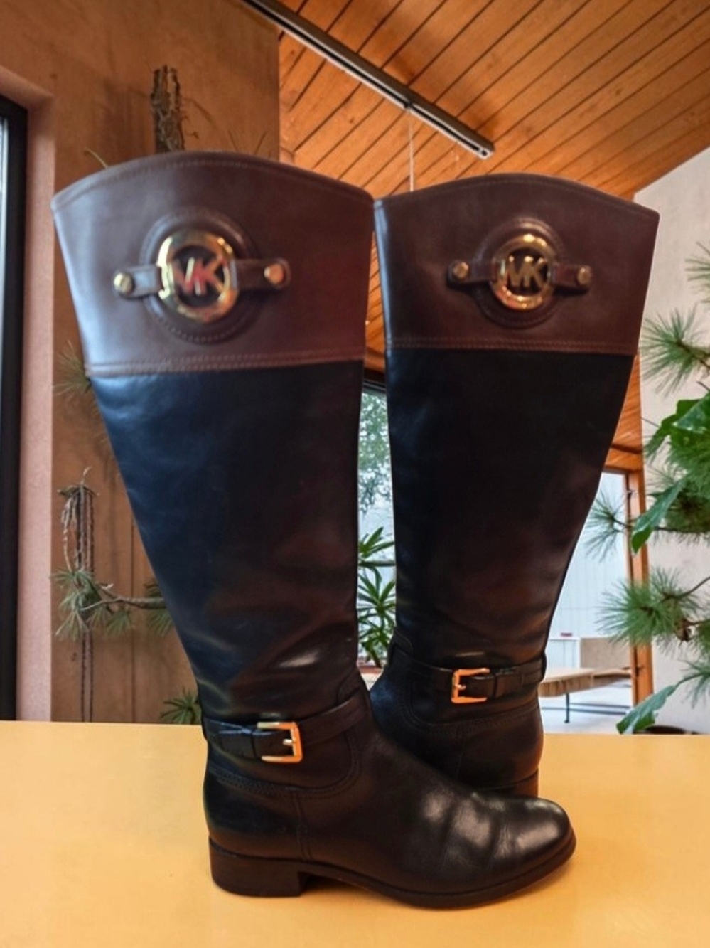 Michael Michsel Kors Stockard Tall Two-Tone Leather Riding Boots 6.5